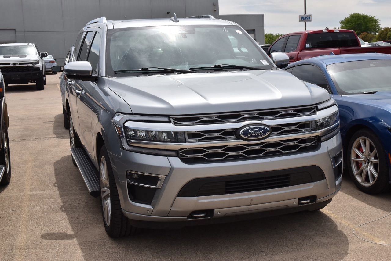 Certified 2023 Ford Expedition Platinum image 7