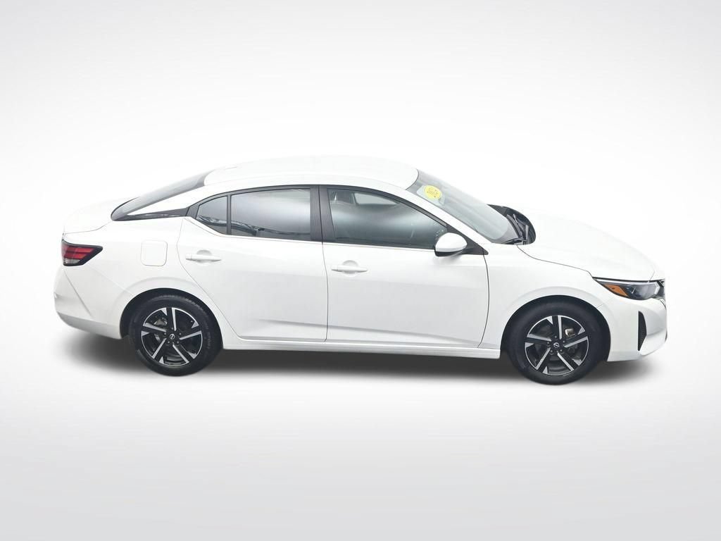 Used 2024 Nissan Sentra SV FWD image 31