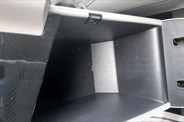 Used 2024 Hyundai Elantra Limited FWD image 32