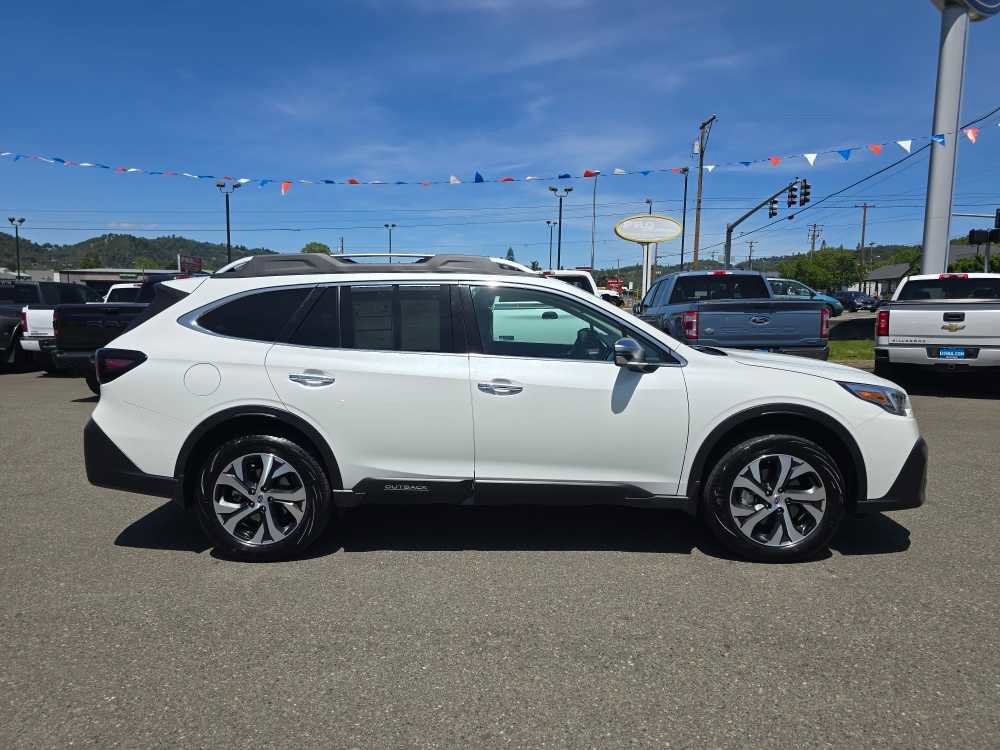 Used 2020 Subaru Outback Touring AWD/4WD image 6