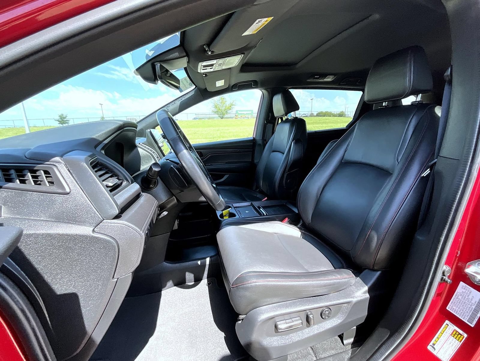 Used 2025 Honda Odyssey Sport-L image 10