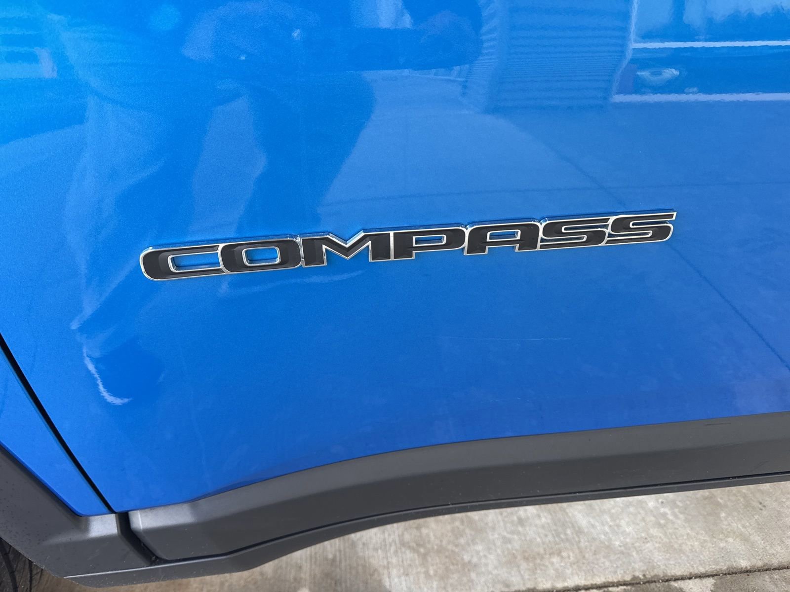 Used 2024 Jeep Compass Limited image 15