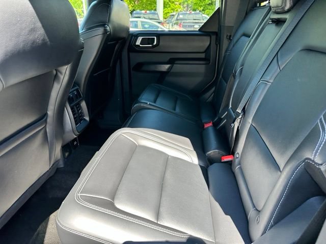 Certified 2025 Ford Bronco Outer Banks w/ Sasquatch Package AWD/4WD image 35