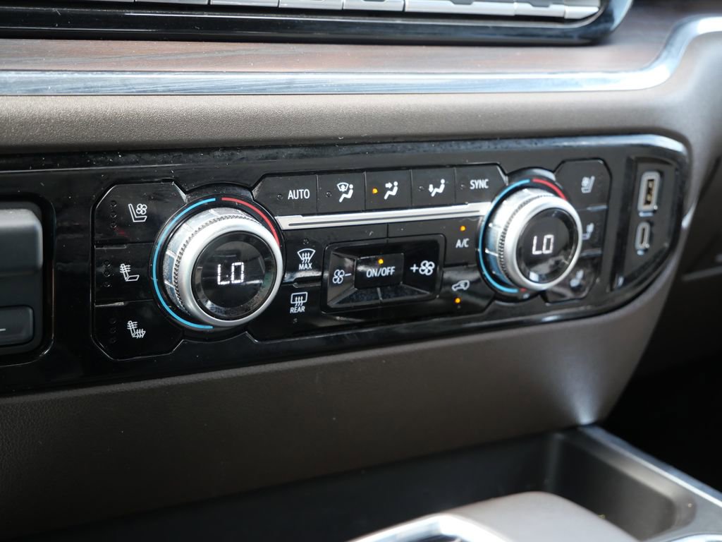 Used 2024 GMC Sierra 1500 SLT w/ SLT Convenience Package AWD/4WD image 22