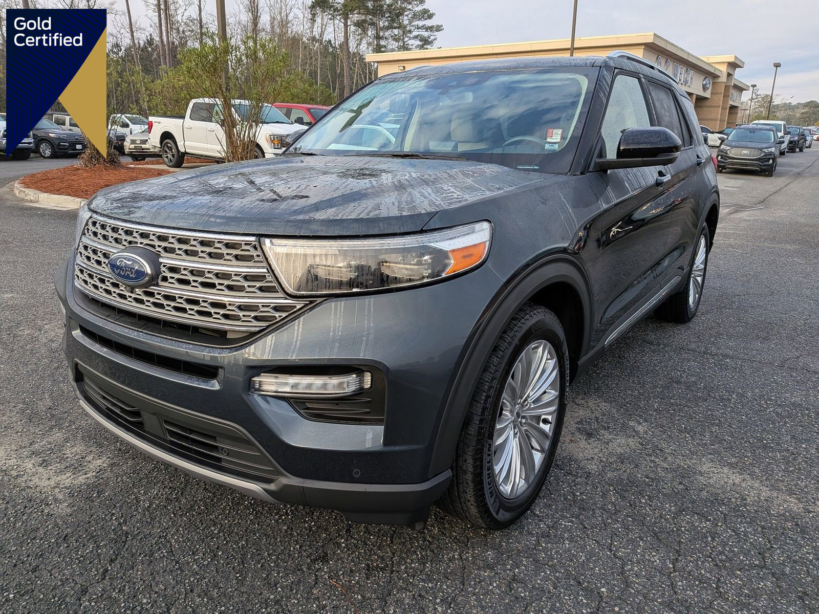 Certified 2023 Ford Explorer Limited w/ Limited Technology Package