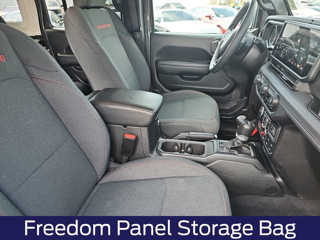 Used 2025 Jeep Wrangler Unlimited Rubicon AWD/4WD image 12