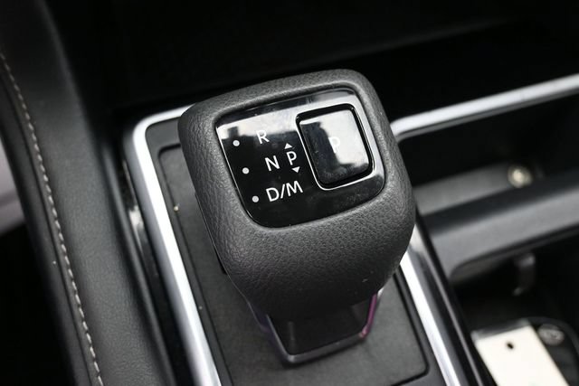 Used 2024 Nissan Pathfinder SL AWD/4WD image 24