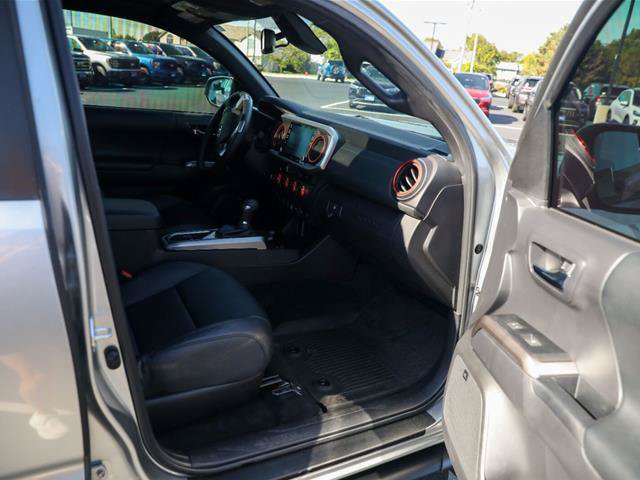 Used 2023 Toyota Tacoma Limited AWD/4WD image 25