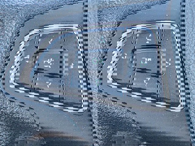 Certified 2018 Ford Focus SE image 33