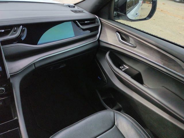 Used 2022 Jeep Grand Cherokee L Overland image 17