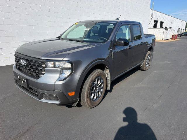 Certified 2025 Ford Maverick XLT w/ XLT Luxury Package AWD/4WD image 3