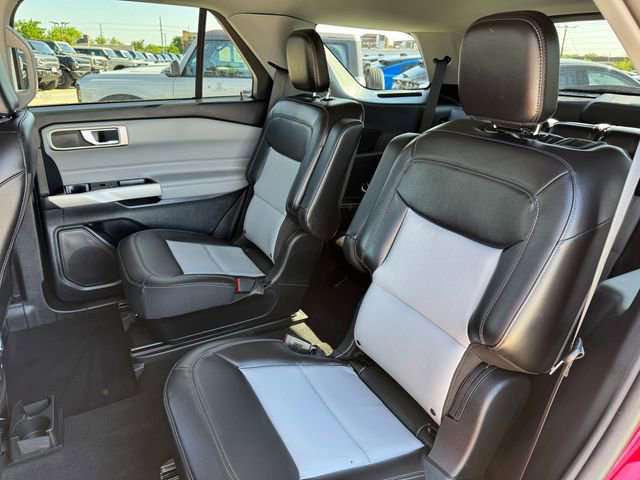 Certified 2023 Ford Explorer XLT w/ Equipment Group 202A AWD/4WD image 15