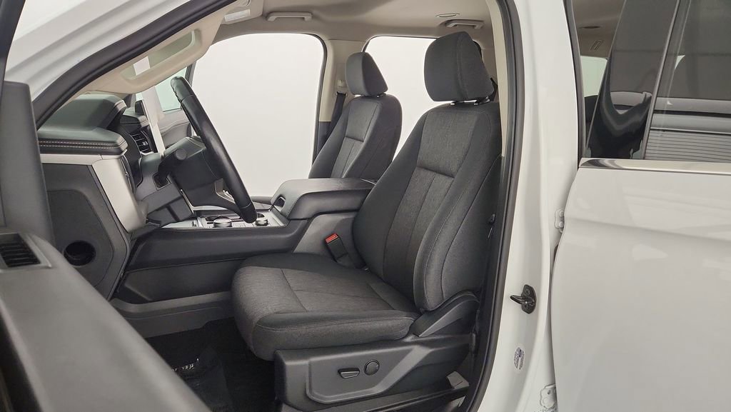 Certified 2024 Ford Expedition XLT AWD/4WD image 14