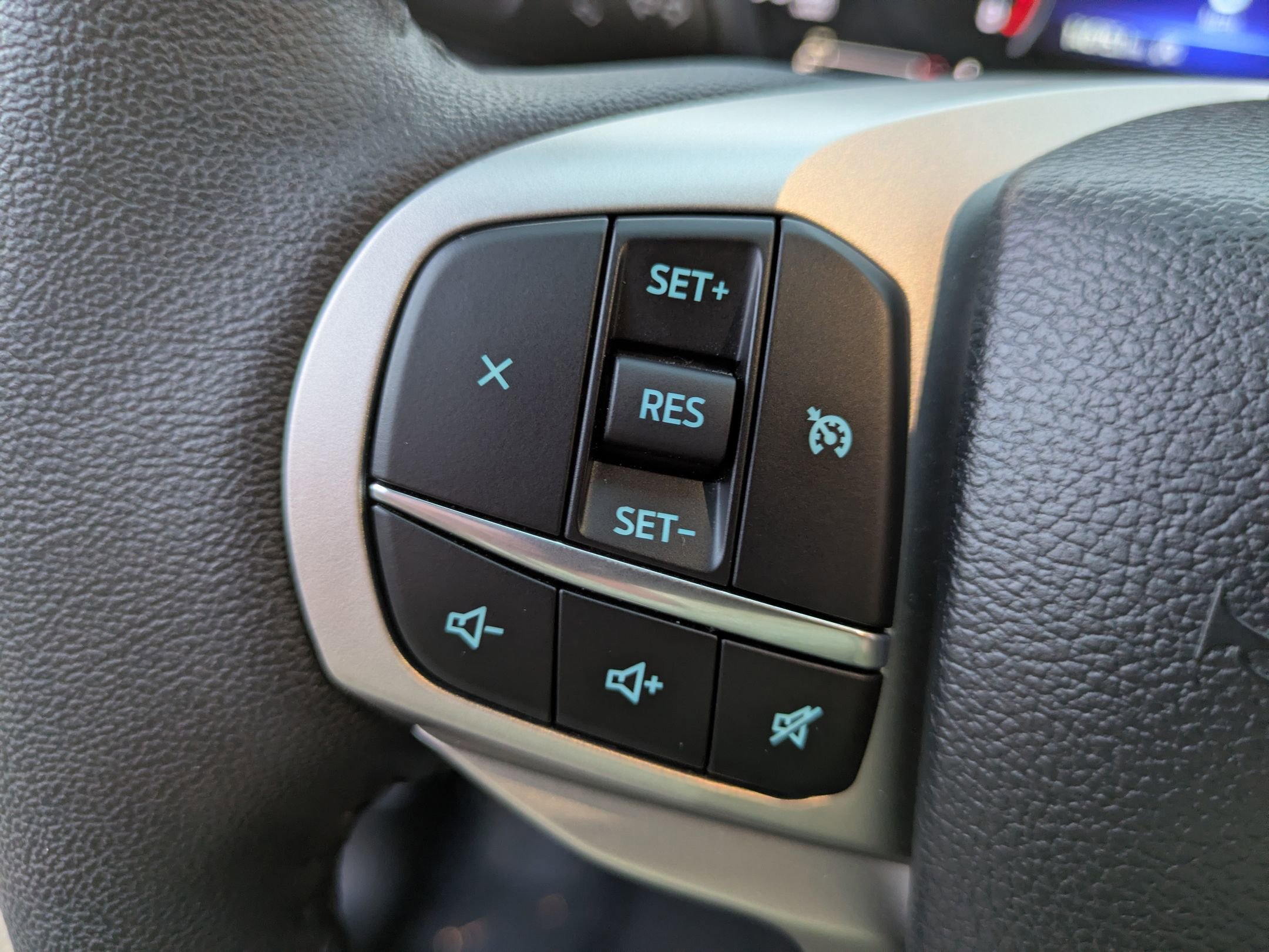 Certified 2024 Ford Explorer XLT w/ Equipment Group 202A image 16