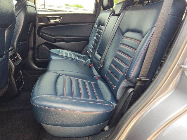 Certified 2024 Ford Edge SEL w/ Sport Appearance Package AWD/4WD image 17