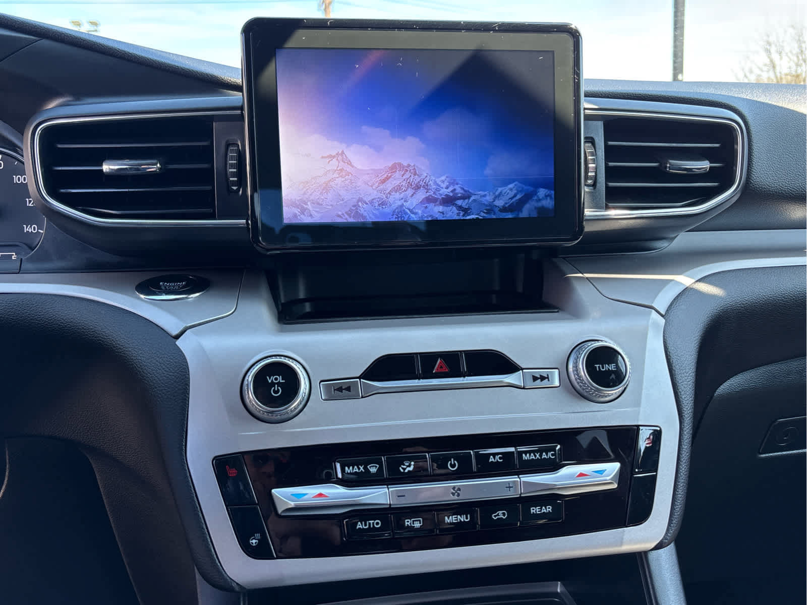 Certified 2023 Ford Explorer XLT w/ Equipment Group 202A image 17