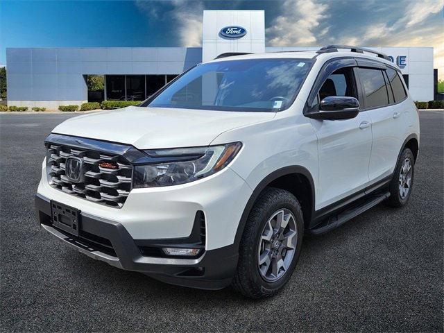 Used 2022 Honda Passport TrailSport image 3