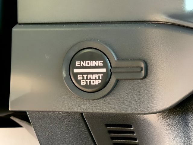 Certified 2025 Ford Bronco Raptor w/ Interior Carbon Fiber Pack AWD/4WD image 30