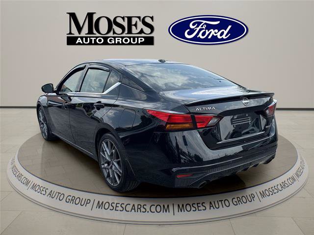 Used 2024 Nissan Altima 2.0 SR FWD image 7