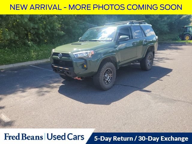Used 2022 Toyota 4Runner TRD Off-Road Premium AWD/4WD image 4