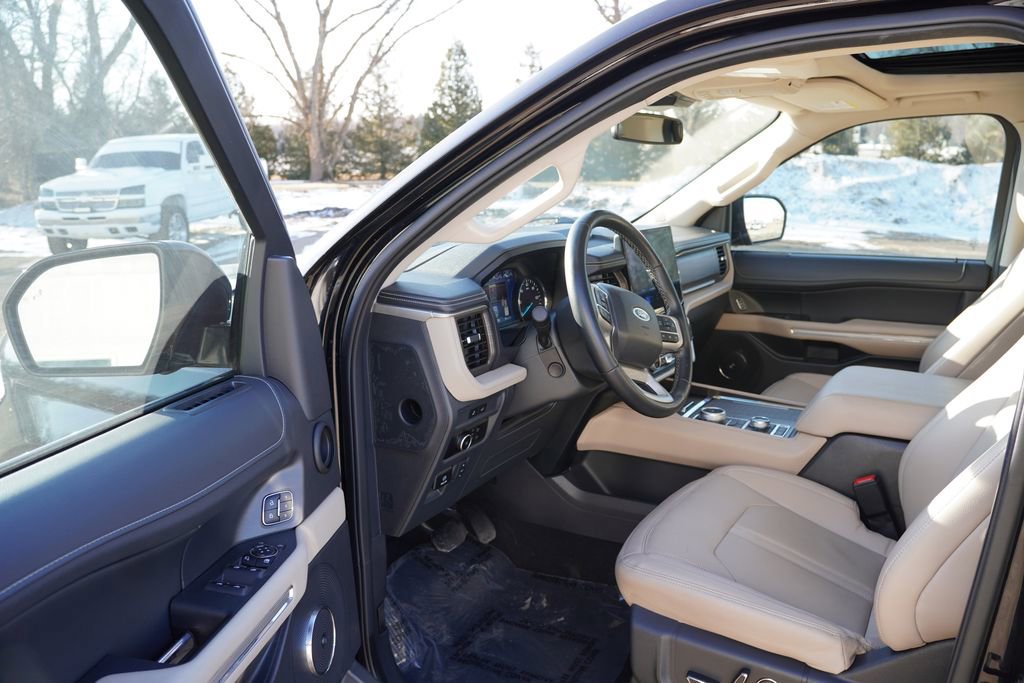 Certified 2024 Ford Expedition Max Limited AWD/4WD image 15