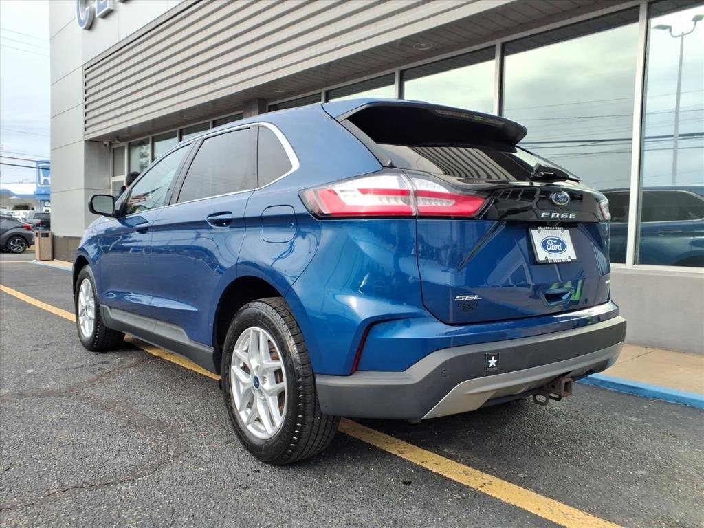 Certified 2022 Ford Edge SEL w/ Convenience Package image 3