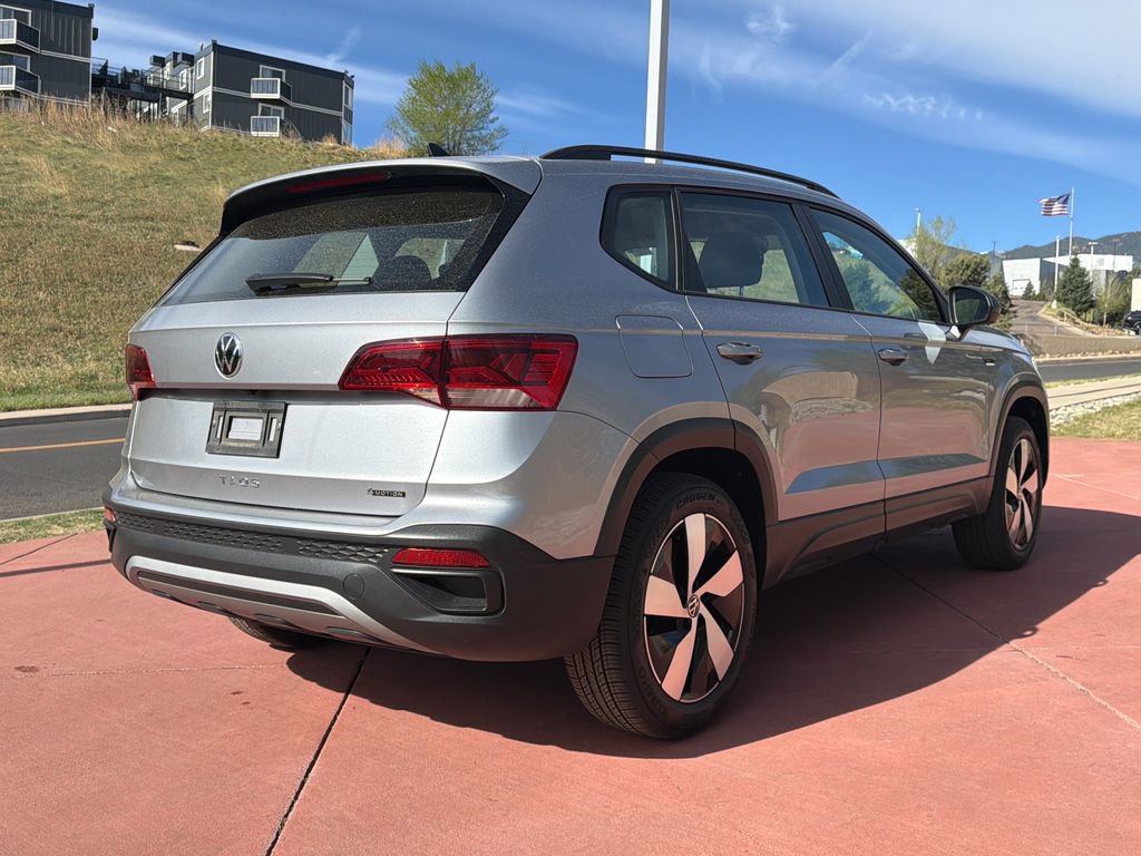 Used 2024 Volkswagen Taos S AWD/4WD image 5