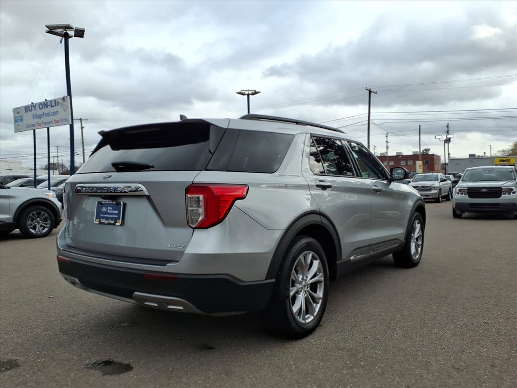 Certified 2023 Ford Explorer XLT w/ Equipment Group 202A image 6