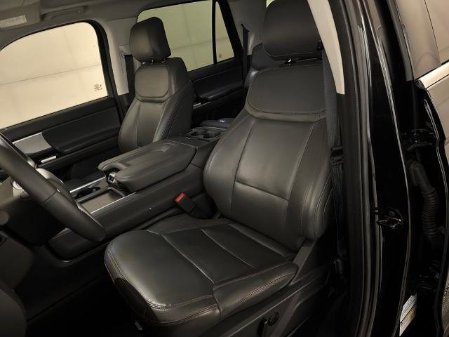 Certified 2025 Ford Expedition Active image 14