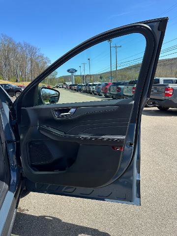 Certified 2023 Ford Escape Active w/ Tech Pack #2 image 13