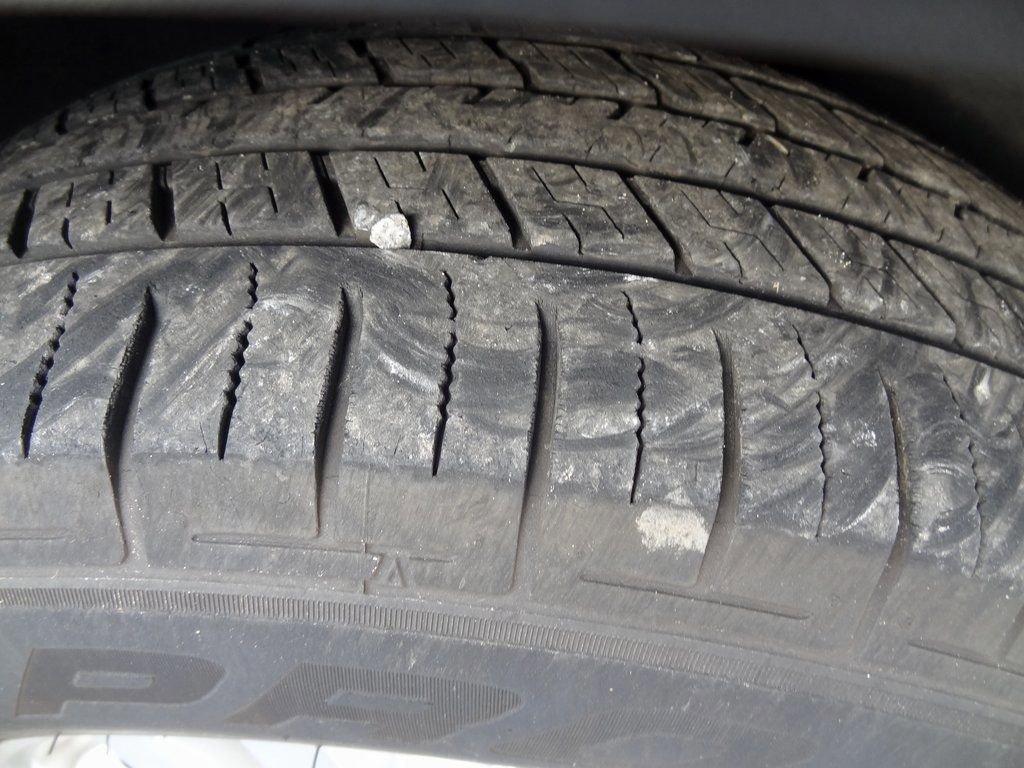 Certified 2020 Ford Explorer XLT w/ Comfort Package image 10