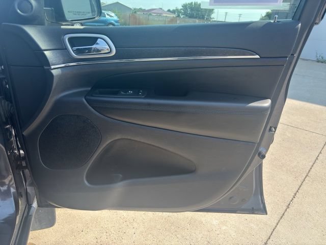 Used 2018 Jeep Grand Cherokee Limited w/ Luxury Group II AWD/4WD image 26