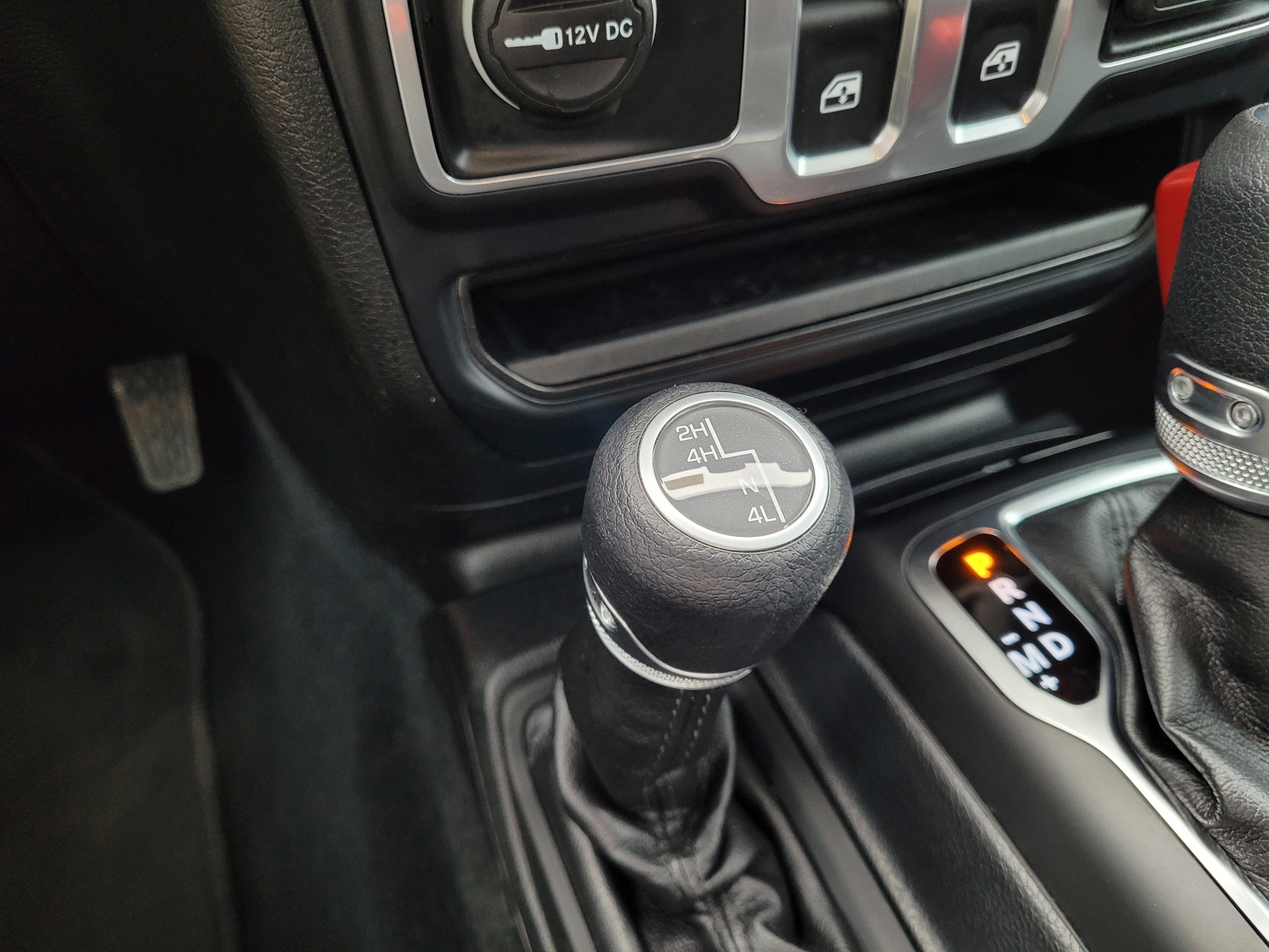 Used 2019 Jeep Wrangler Sport AWD/4WD image 24