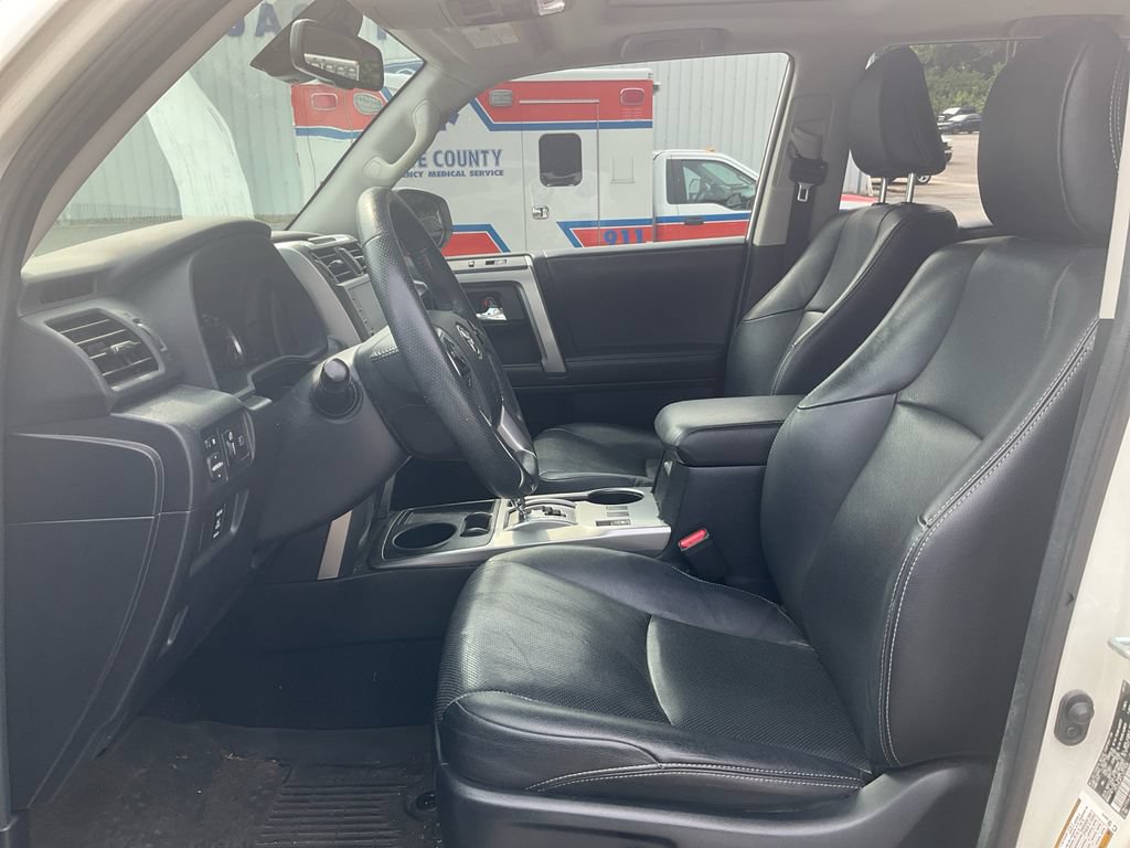 Used 2020 Toyota 4Runner Limited RWD image 16