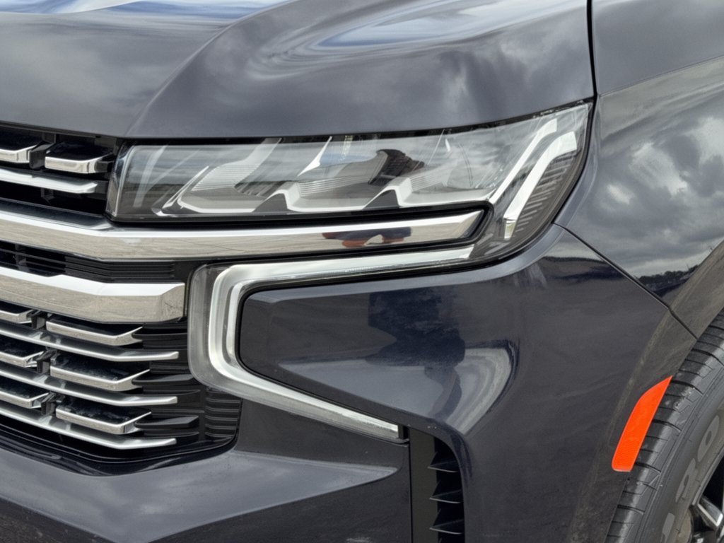 Used 2023 Chevrolet Suburban Premier RWD image 12