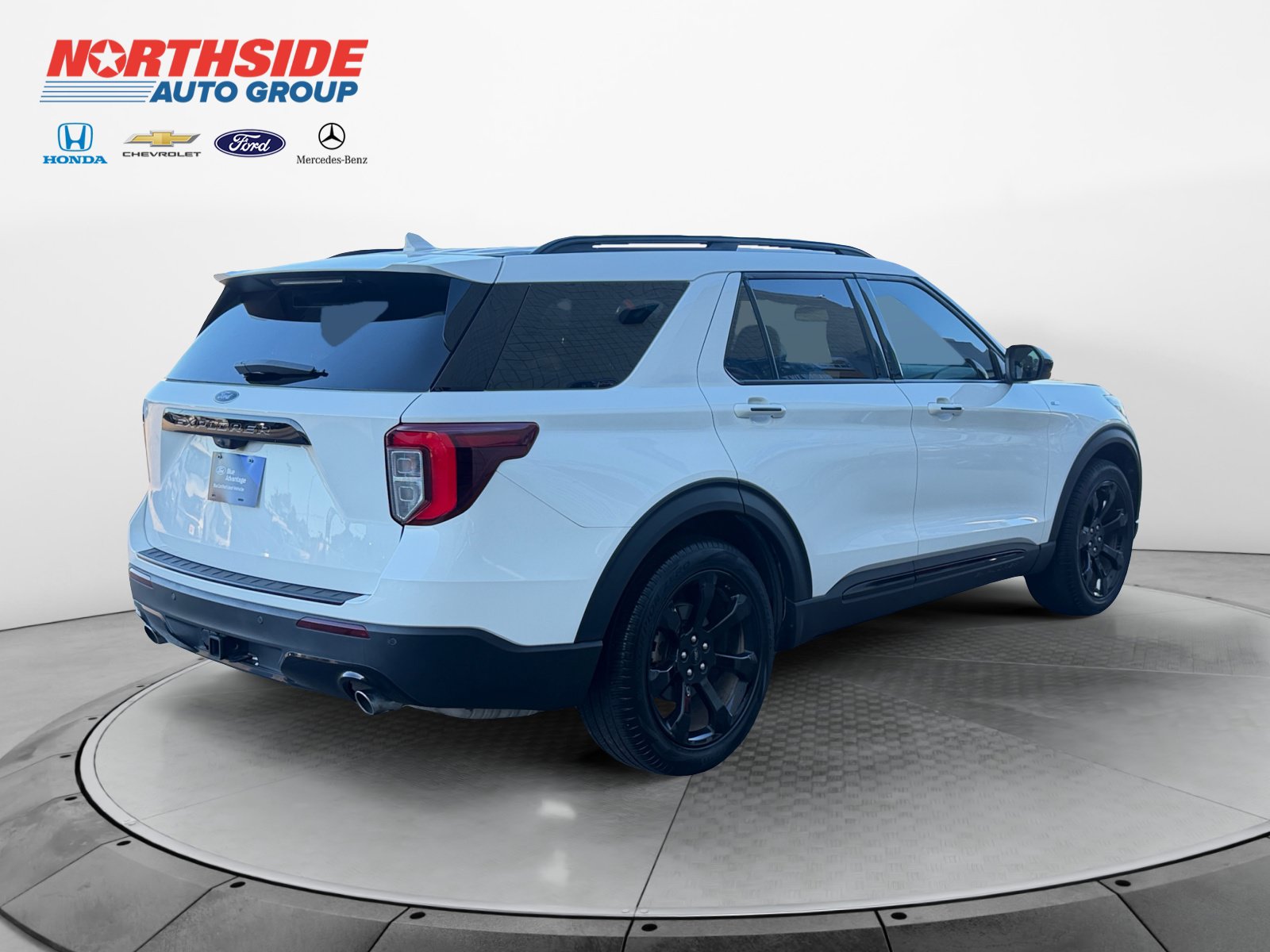 Certified 2023 Ford Explorer ST-Line w/ Class IV Trailer Tow Package RWD image 7