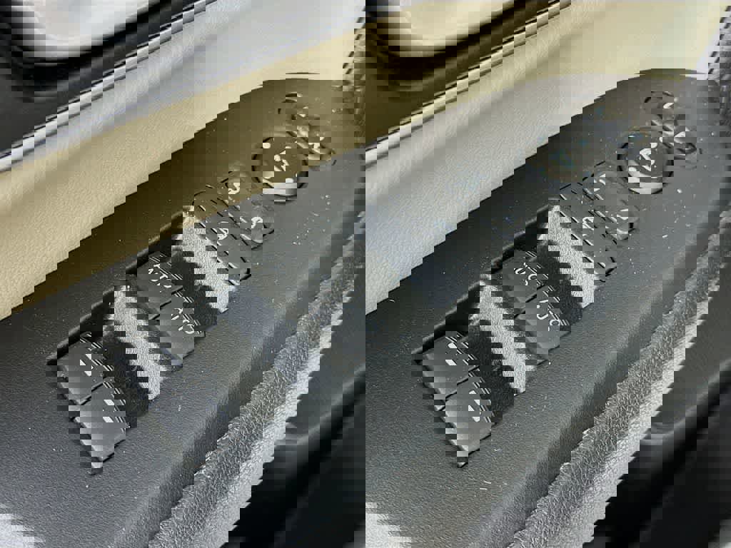 Used 2020 Honda CR-V EX-L image 29