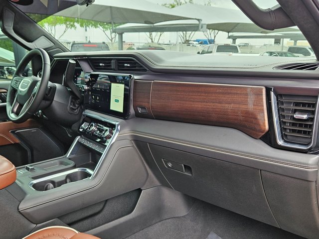 Used 2025 GMC Sierra 2500 Denali Ultimate image 25