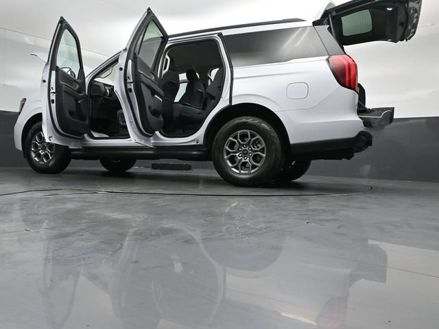 Certified 2025 Ford Expedition Active AWD/4WD image 57