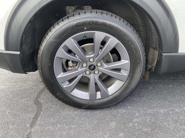 Certified 2023 Ford Explorer XLT w/ Equipment Group 202A RWD image 9