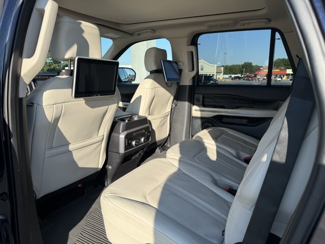 Certified 2021 Ford Expedition Max Platinum AWD/4WD image 13