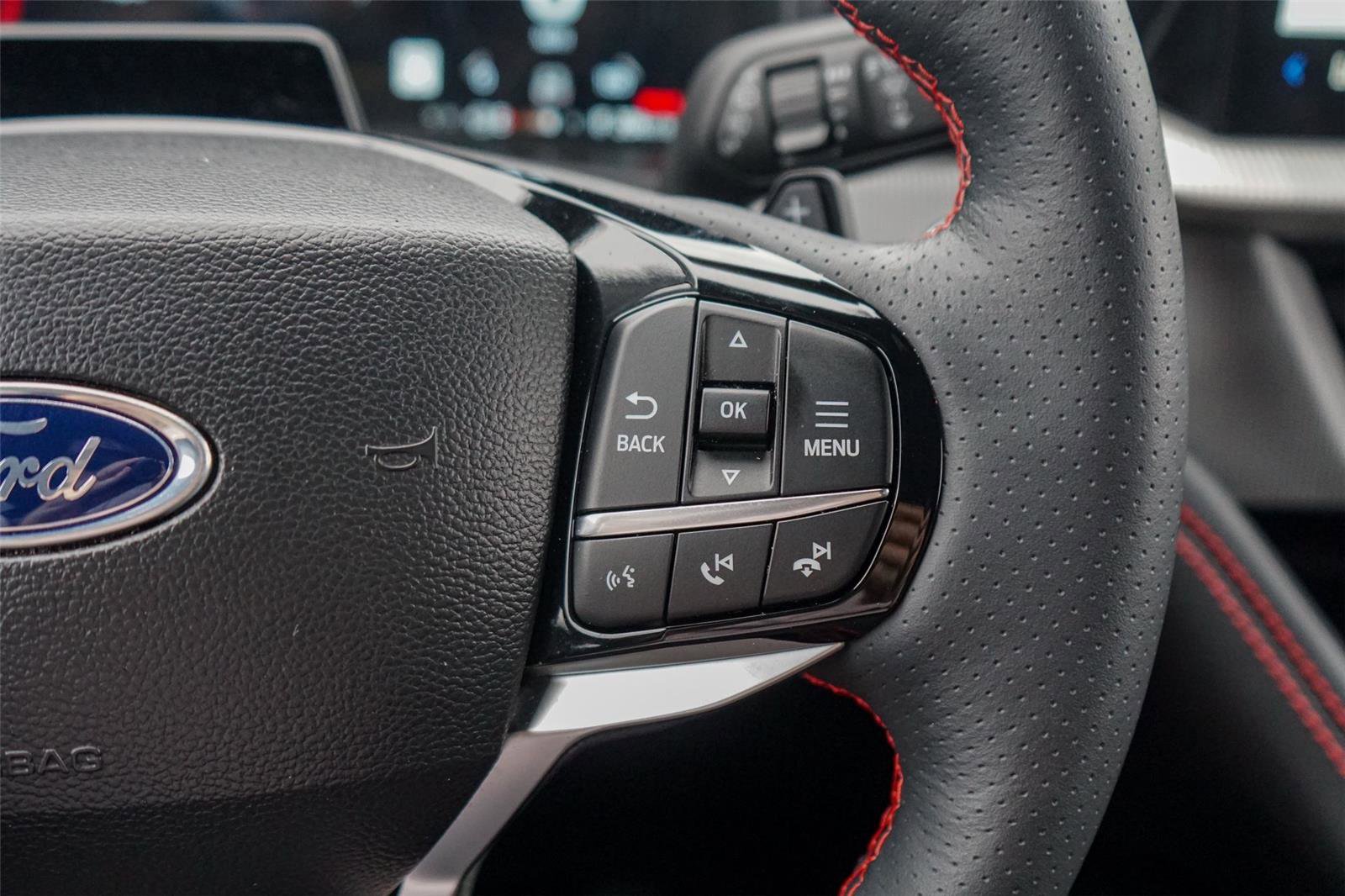 Certified 2025 Ford Explorer ST RWD image 16