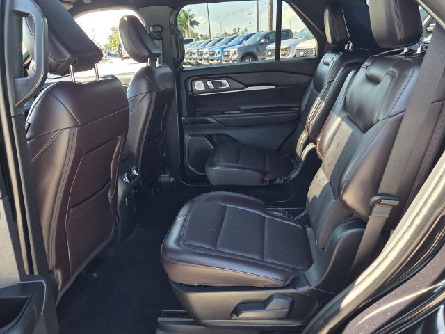 Certified 2026 Ford Explorer Platinum RWD image 13