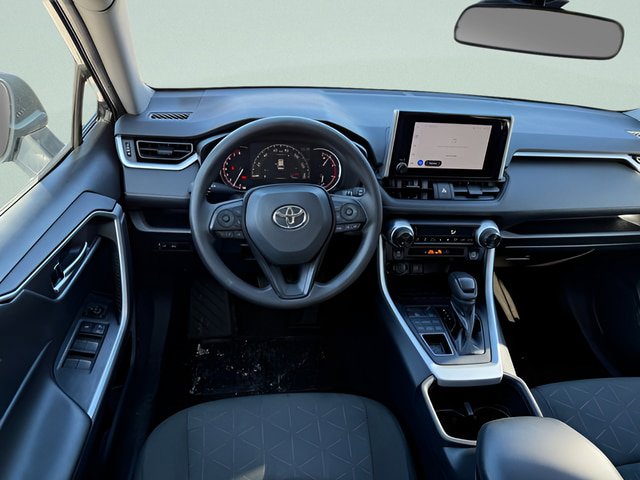 Used 2023 Toyota RAV4 XLE AWD/4WD image 7