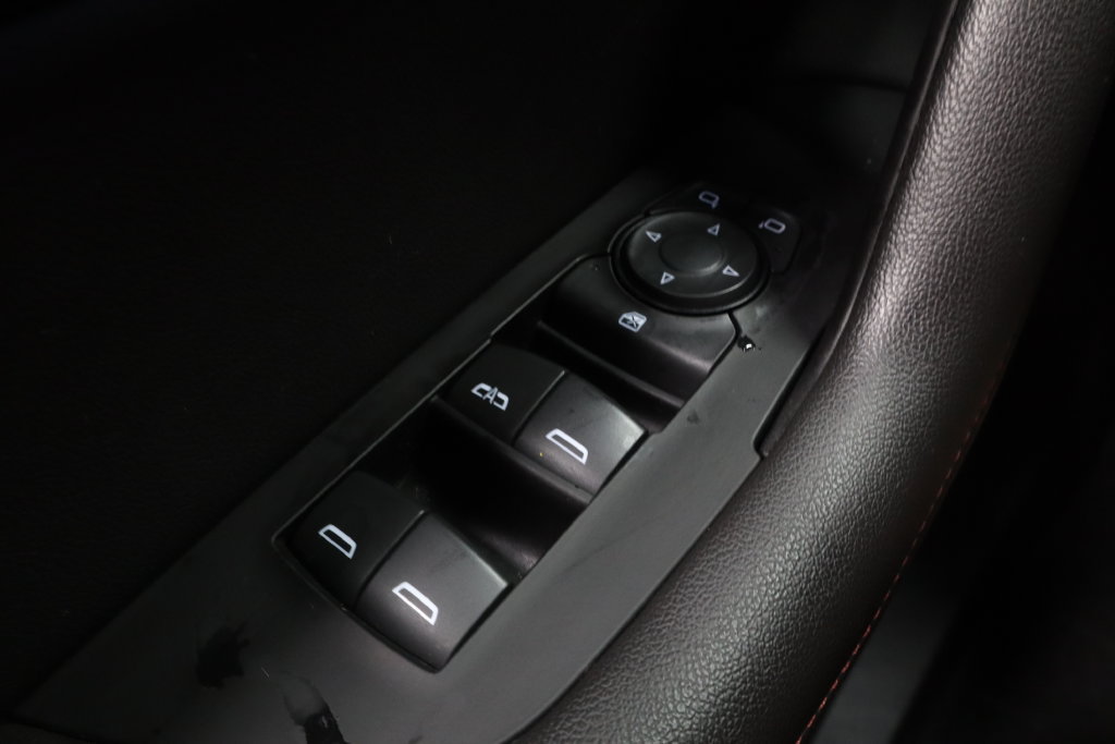 Used 2022 Chevrolet Blazer RS w/ Enhanced Convenience Package FWD image 20
