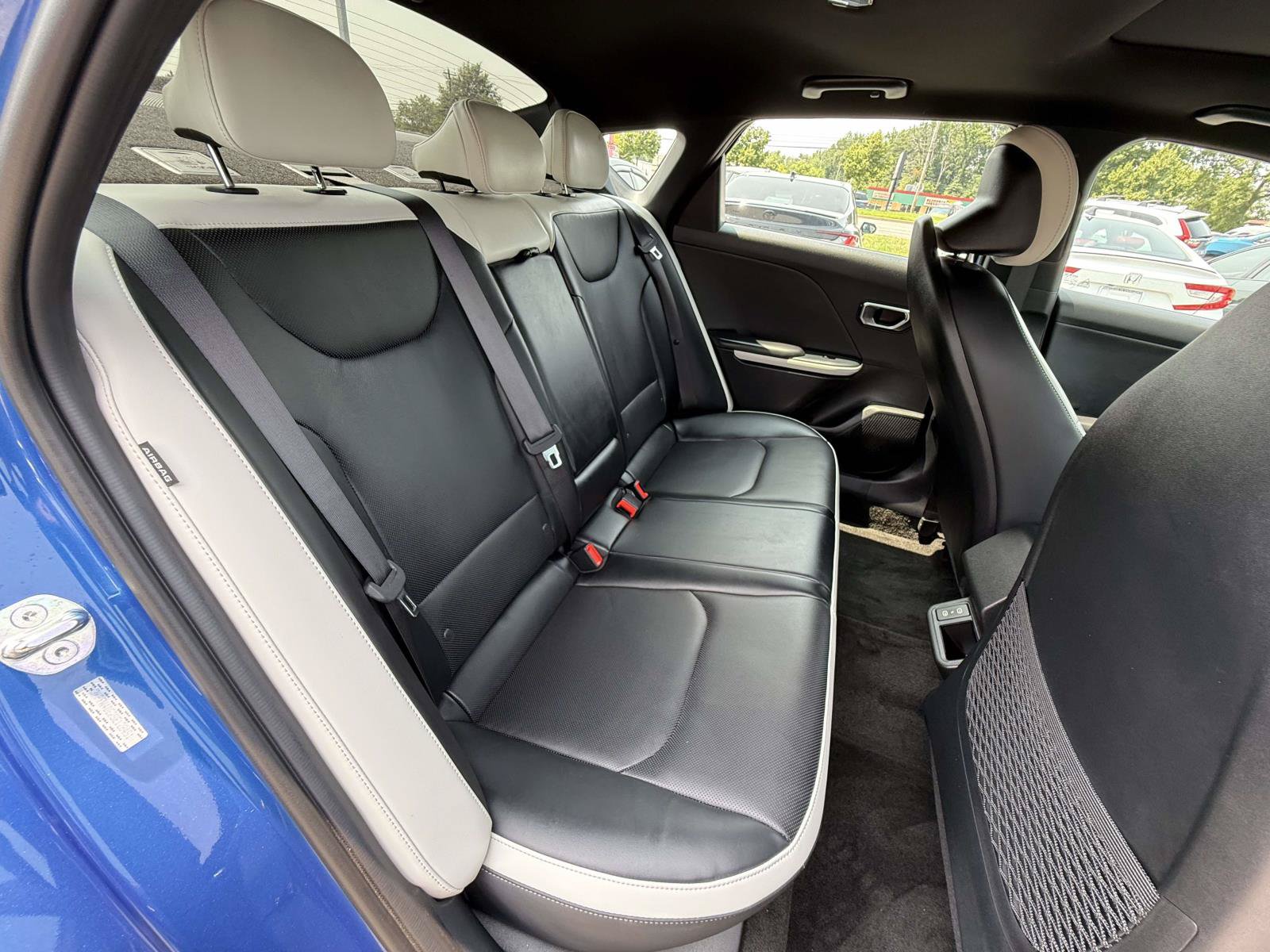 Used 2025 Kia K4 GT-Line w/ GT-Line Premium Package FWD image 31