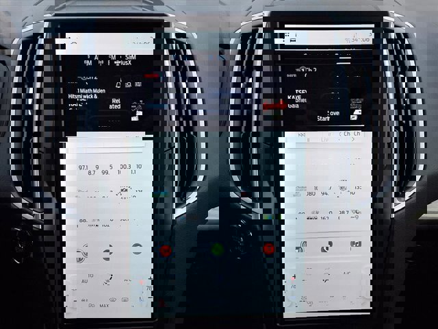 Certified 2024 Ford Edge SEL w/ Convenience Package image 11