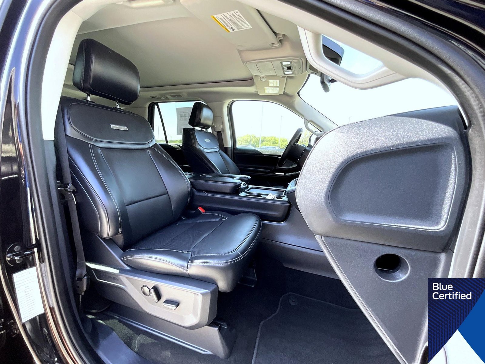 Certified 2025 Ford Expedition Max Platinum AWD/4WD image 17