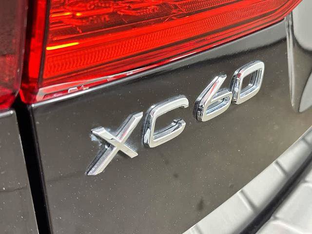 Used 2021 Volvo XC60 T5 Inscription w/ Protection Package Premier FWD image 7