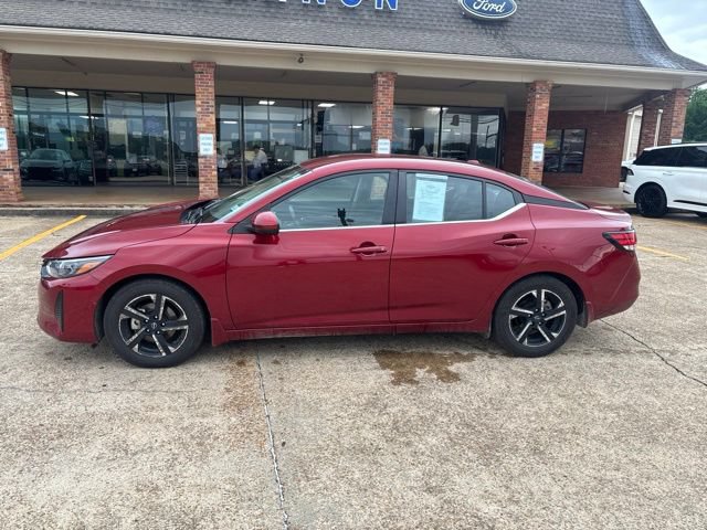 Used 2024 Nissan Sentra SV w/ All-Weather Package FWD image 2